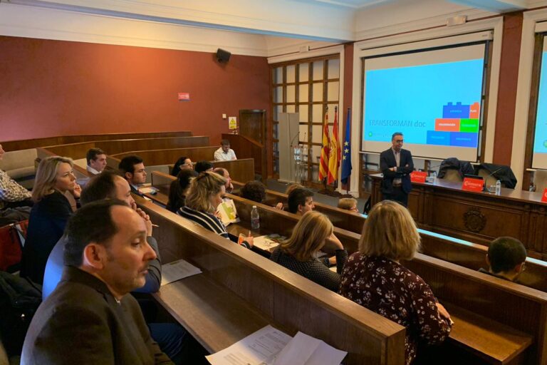 Formación sobre la presentación telemática de impuestos a la AEAT