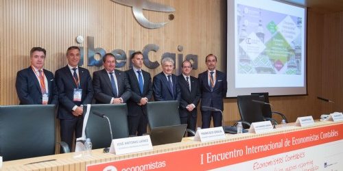 Ponentes del I Encuentro Internacional de Economistas Contables en Zaragoza Ponentes del I Encuentro Internacional de Economistas Contables en Zaragoza